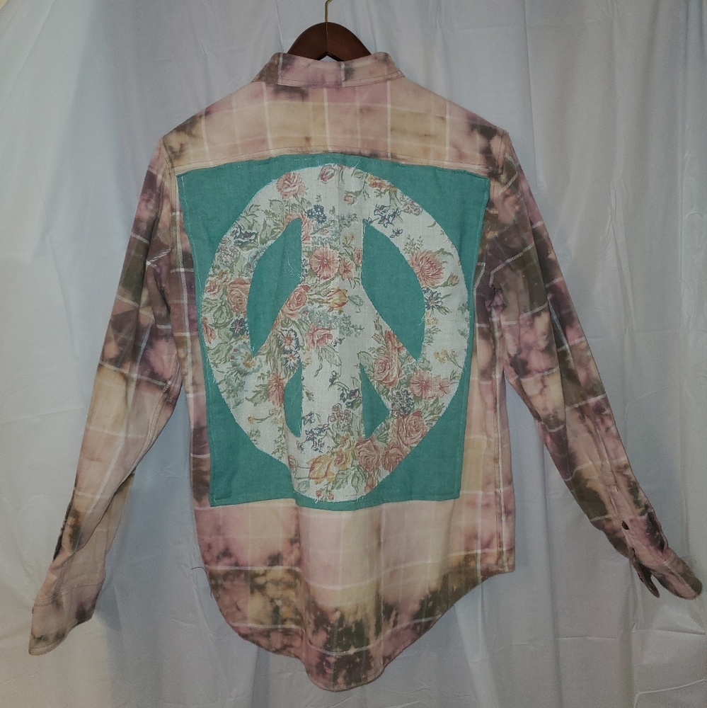 Upcycled Bleached Flannel with Giant Floral Peace Sign on back size Medium